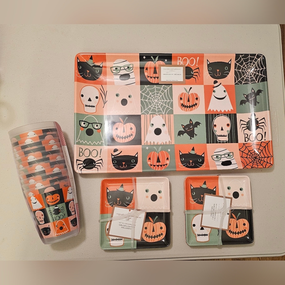 Cupcakes and cashmere complete Halloween serving set - Picture 6 of 12